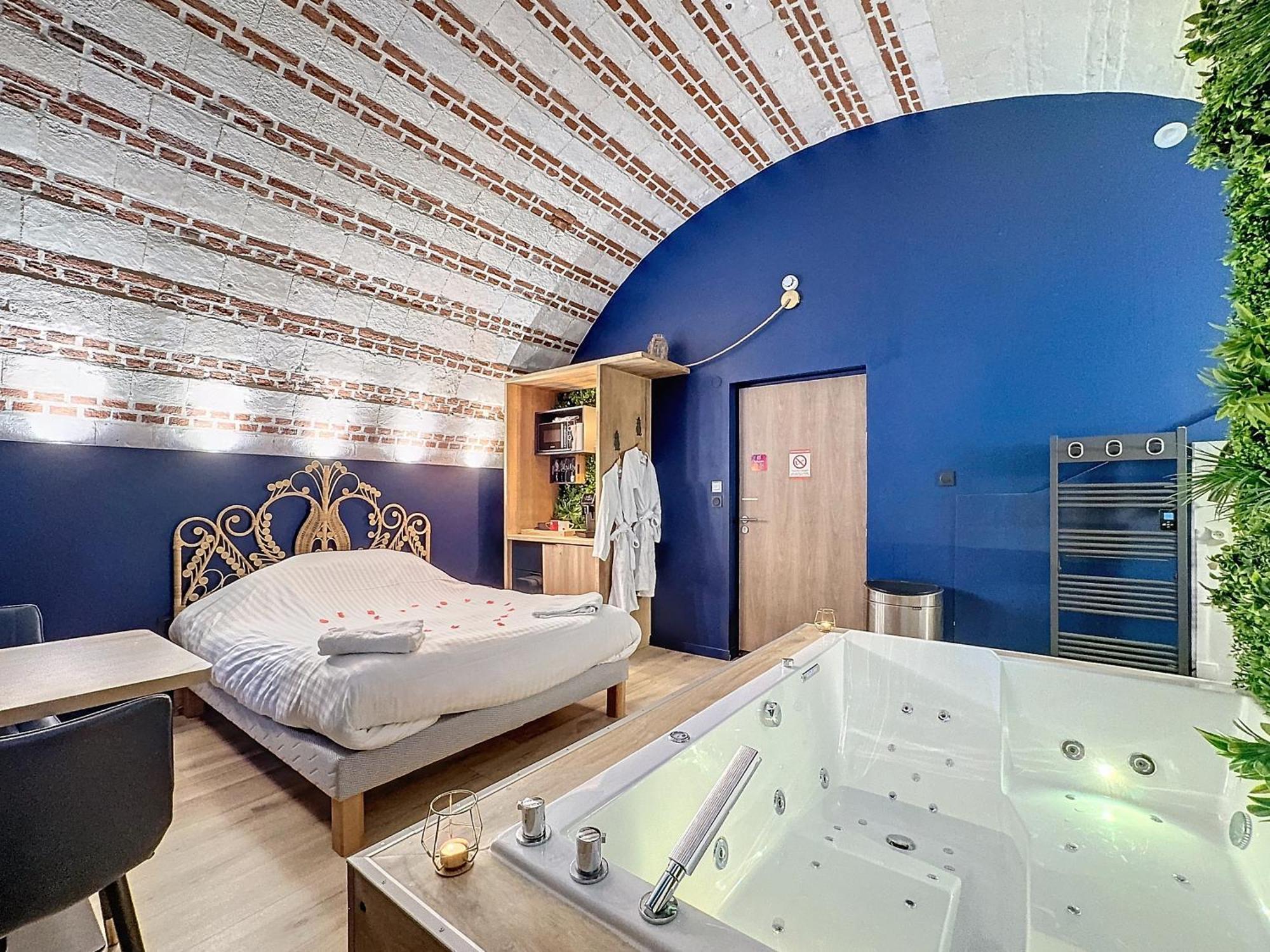 La Parenthese Envoutee Aparthotel Αμιάν Εξωτερικό φωτογραφία